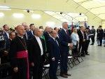 Puchary kapitanom drużyn wręczyli Komendant Stołeczny Policji nadinspektor Paweł Dobrodziej w asyście Komendanta Powiatowego Policji w Wołominie mł. insp. Dr Marka Ujzady.