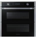 26 27 PIEKARNIKI DUAL COOK FLEX I nnowacyjne, dzielone drzwi Flex Door pozwalają na pieczenie dwóch dań naraz i otwieranie górnej części piekarnika przy pozostawieniu dolnej komory szczelnie