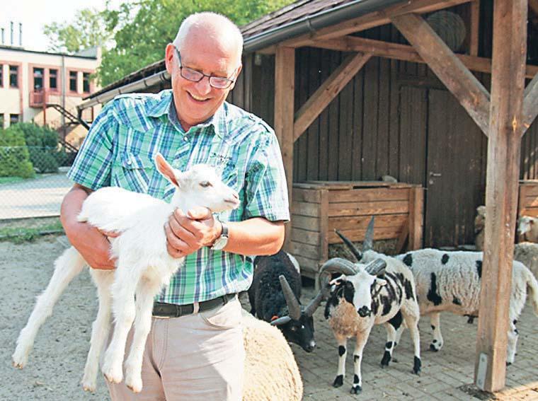 U cz³owieka istotne s¹ jeszcze warunki spo³eczne.