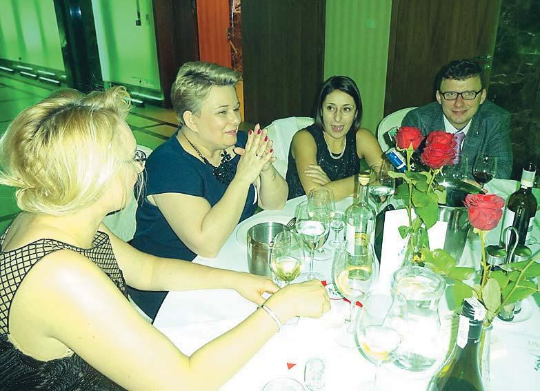 Kleksa, kostium z filmu Grand Buda pest Hotel - zastosowano w nim guziki od polskiego munduru wojskowego, strza³y z produkcji Braveheart Mela Gibsona.