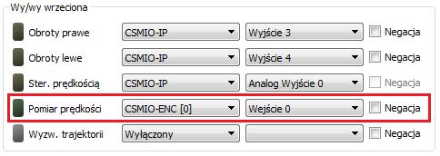 Prędkość obrotową wrzeciona można regulować (korygować od zadanej) w zakresie od 0% do 200% za pomocą pokrętła na ekranie simcnc, które jest widoczne obok.