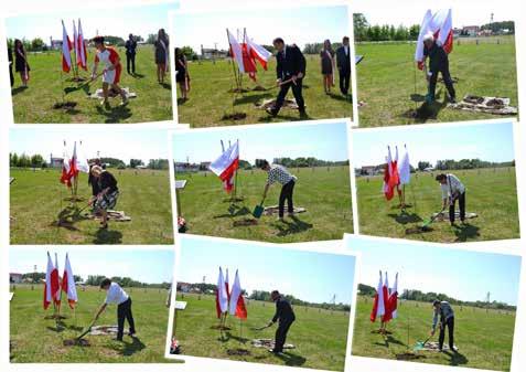 3 maja 2018 r., Wadowice Górne. Aby dąb mógł wzrastać, garstką ziemi zasilili go m.in.: ks.