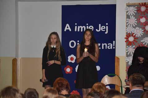 Symbolicznego otwarcia Izby dokonał Wójt Gminy Wadowice Górne Jerzy Kos oraz Prezes Towarzystwa Historyczno -Regionalnego w Wadowicach Górnych Krystyna Wyzga.
