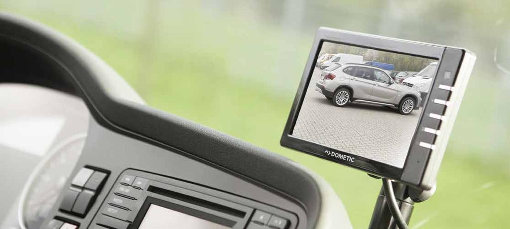 ekonomiczne rozwiązanie o zdumiewających możliwościach. Superpłaskie kolorowe monitory LCD PerfectView M 55L i M 75L robią wrażenie eleganckim wzornictwem i doskonałą jakością obrazu.