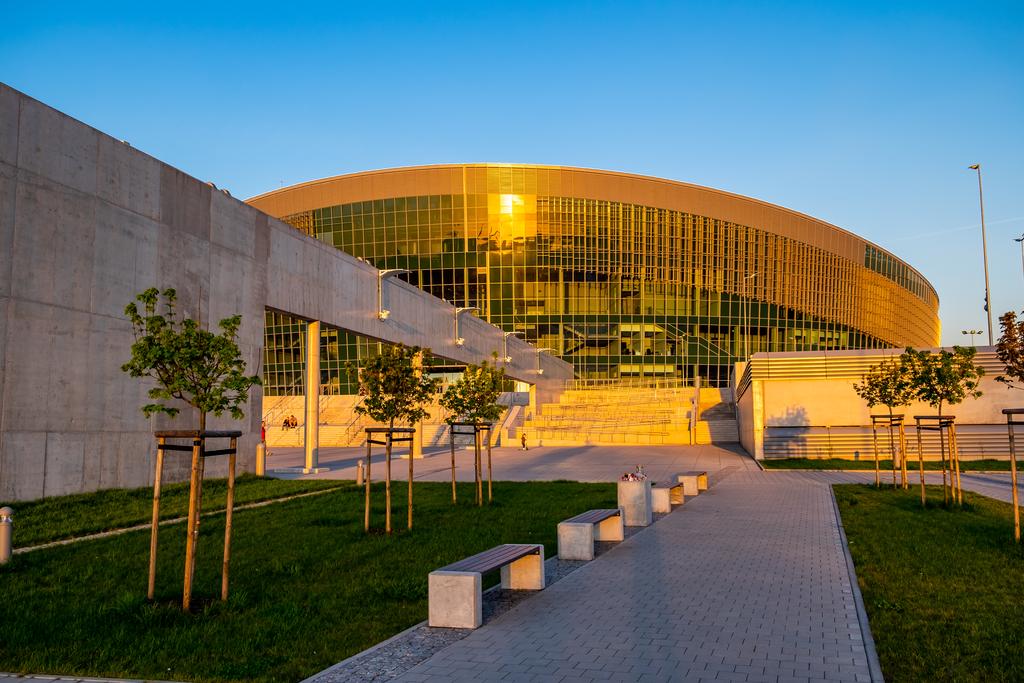 Źródłowy [1] Linki: https://kultura.gliwice.eu/aktualnosci/miasto/arena-gliwice-miejsce-wielkich-wydarzen [2] https://kultura.gliwice.eu/print/aktualnosci/miasto/arena-gliwice-miejsce-wielkich-wydarzen https://kultura.
