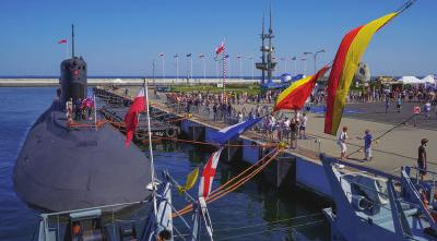 W tym roku obchody marynarskiego święta wpisały się w rocznicę 20-lecia wstąpienia naszego kraju do NATO.
