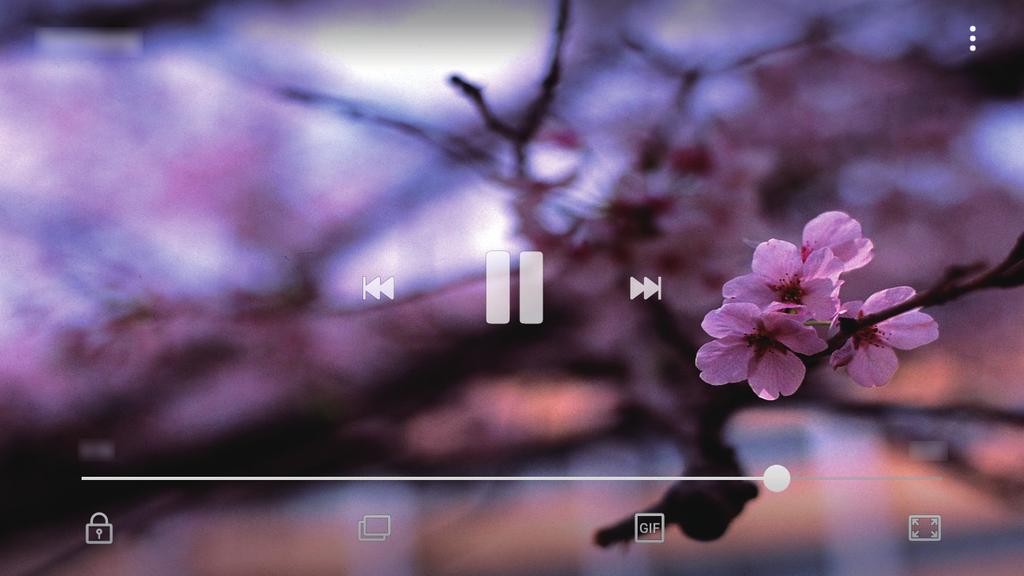 Aplikacje Oglądanie filmów 1 Na ekranie aplikacji dotknij Galeria OBRAZY. 2 Wybierz film, który chcesz odtworzyć. Pliki filmów są wyświetlane z ikoną na miniaturze podglądu.
