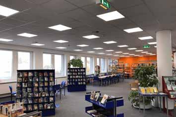 Panele LED Basic 50 000 h Biały RAL9003 20 II Grupa ryzyka RG0 Próba rozżarzonym drutem 650 C Poziom awaryjności zasilacza (po 1 % 5000 godzin) PF 0,90 Wykonanie Obudowa Optyka, wyświetl załącznik 3