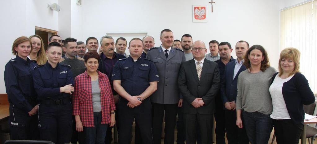 szt. Adama Guzka pożegał, dziękując mu za 32 lata służby, Komendant Powiatowy Policji w Łosicach - insp. Dariusz Borkowski. Do życzeń dołączyli się policjanci i pracownicy łosickiej komendy.