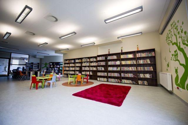 Zmiany w funkcjonowaniu bibliotek Str. 6 PiMBP W MIECHOWIE Od 27 czerwca 2011 r.