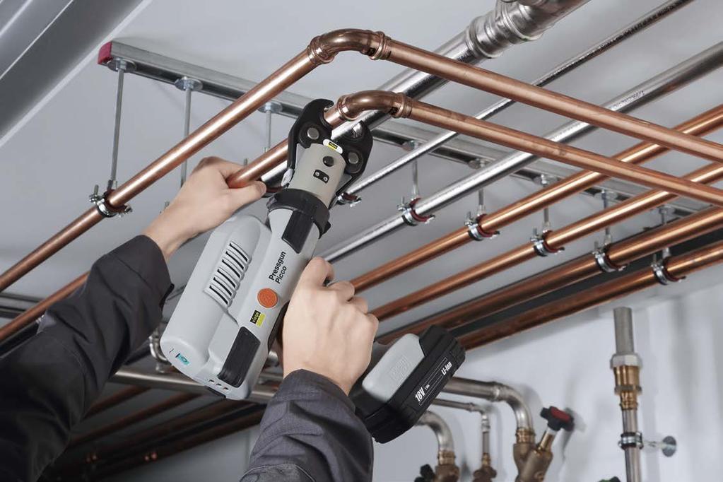 Viega Profipress 9 System Viega Profipress ma szereg atutów w porównaniu z lutowaniem: 1.