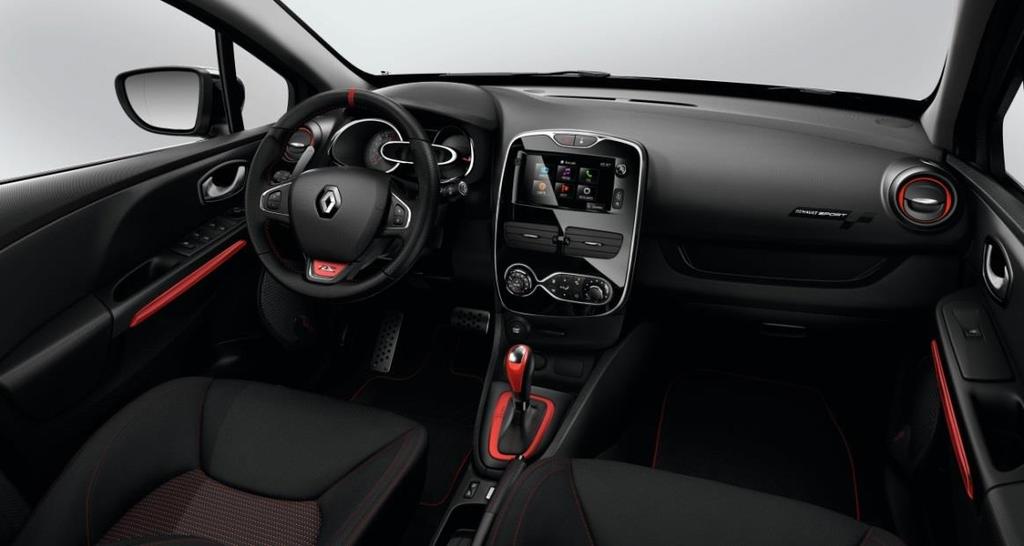 zawieszenie Trophy Ozdobne elementy wnętrza w kolorze czerwonym System multimedialny Renault R-Link Evolution z ekranem