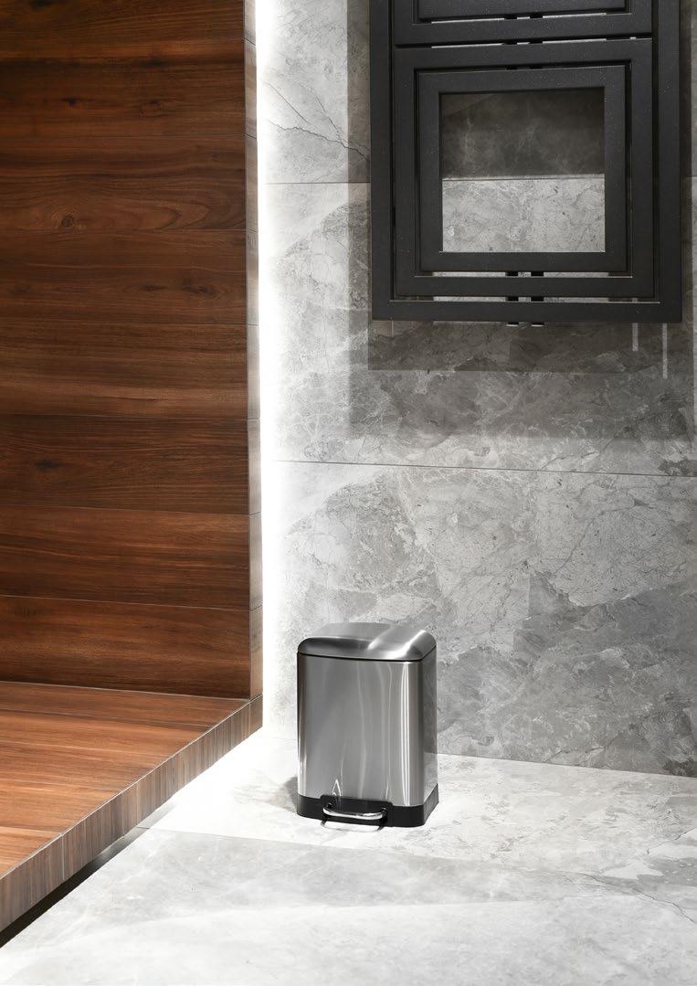 KOSZE NA ODPADKI PEDAL BINS 65 AWD02030009 EAN 5904993720462 Pojemnik na odpadki / Pedal bin chromowana stal nierdzewna / chromed stainless steel 20x27.