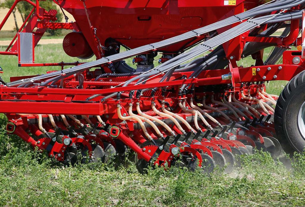 Redlica SD (SingleDisc = jednotalerzowa) WYTRZYMAŁA, WSZECHSTRONNA, PRECYZYJNA Wytrzymała: Nacisk redlicy (do 350 kg / na redlicę) następuje poprzez