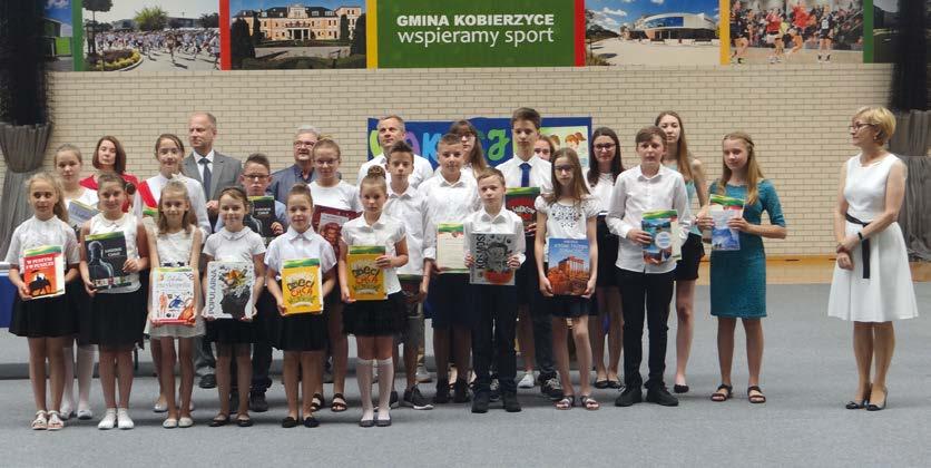 8 EDUKACJA 19 czerwca 2019 r. we wszystkich szkołach odbyły się uroczystości zakończenia roku szkolnego 2018/2019.