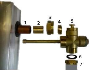 izolowany przewód elastyczny - w króćcu kolektora (1) fabrycznie umieszczona jest tuleja wzmacniającą (2), - nakrętkę kolana (3) nałożyć na króciec kolektora (1), - pierścień zaciskowy (4) nałożyć na