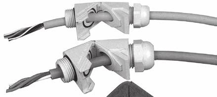 Dławnice izolacyjne z tworzywa sztucznego / Plastic insulating glands /. Изоляционные пластмассовые сальники 3/17 Wyprowadzenie kątowe typu KD i KDD.