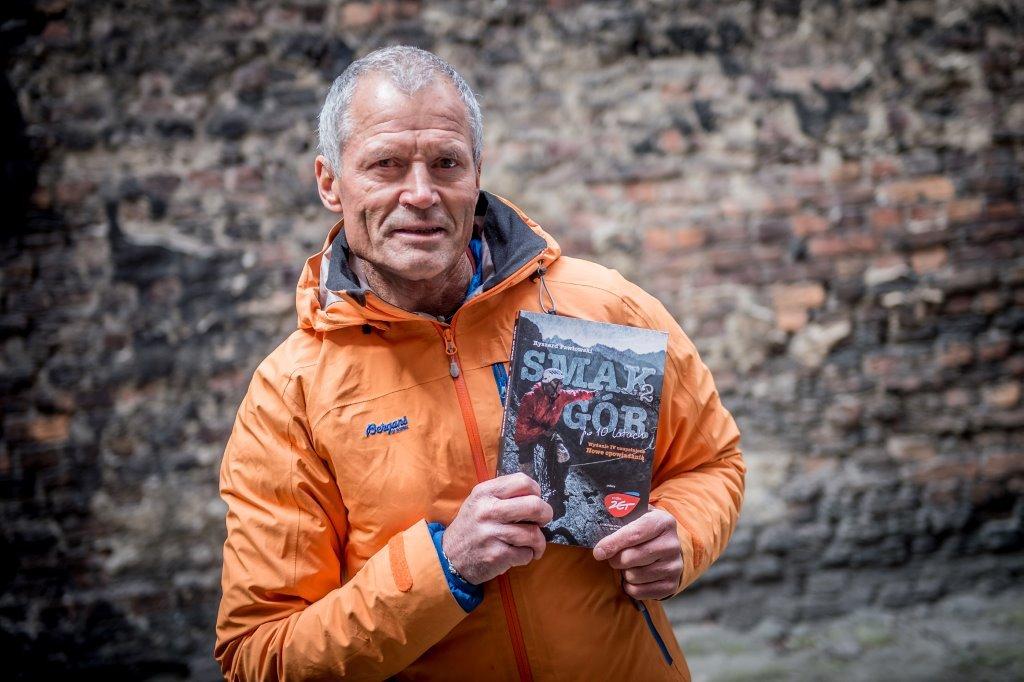 Marcin Tomaszewski Polski taternik i alpinista, członek Kadry Narodowej Polski w Alpinizmie wysokogórskim, instruktor wspinia, fotograf górski.