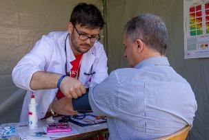 popularyzują w społeczeństwie wiedzę o zdrowiu, prewencji chorób i metodach leczenia organizują wydarzenia