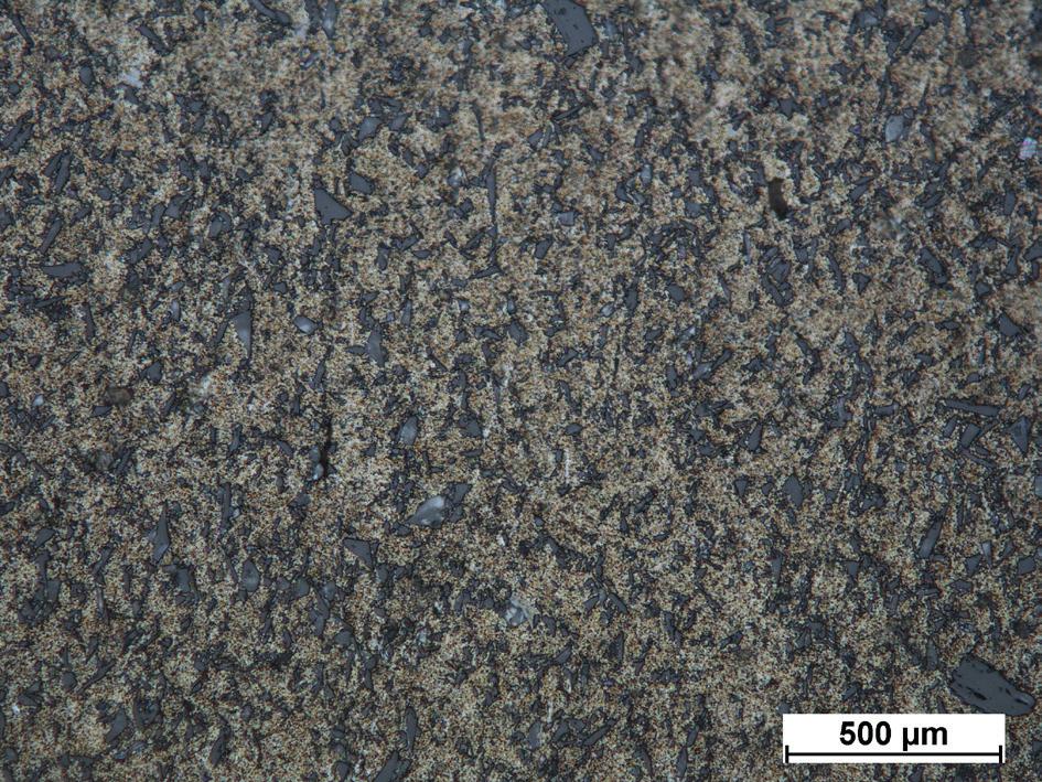 a) a) b) b) Rys. 6. Mikrostruktura stali AISI 316L spiekanej w temperaturze: a) 1000 C, b) 1100 C Fig. 6. Microstructure of AISI 316L sintering at: a) 1000 C, b) 1100 C 5.2.