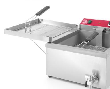 komora smażenia o pojemności 12 l i wym.: 400x400x(H)160 mm gwarantująca wysoką wydajność urządzenia Komora spawana z odpływem oleju w dnie zakończonym kranikiem spustowym.