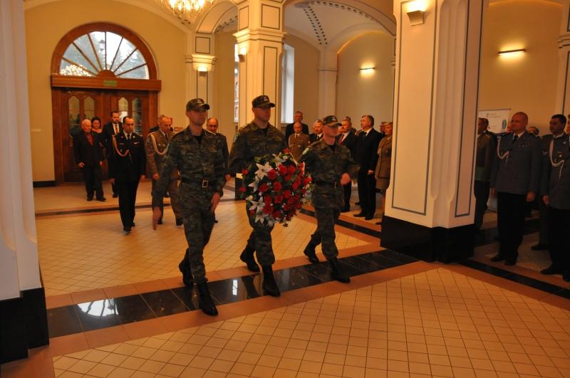 harcerskich oddały cześć bohaterom walk niepodległościowych poprzez