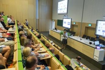 Konferencja obejmowała 3 sesje tematyczne, z których pierwsza została poświęcona 100-leciu istnienia Polskiego Towarzystwa Chemicznego.
