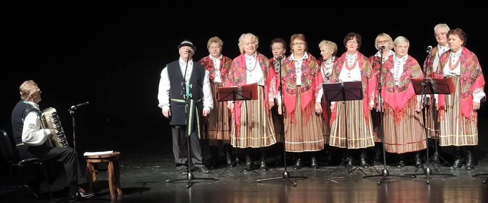 Andrzej Olton, Zbyszek Danaj, Hania Dębkowska, Krysia Wetoszka, Marysia Szymanik, Basia Wróbel, Wandzia Stryjek, Bogusia Danaj, Ela Dębkowska, Tereska Piwek, Henia Kibart, Ala Bahniuk.