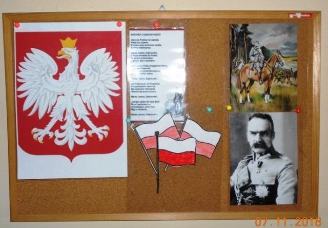 Tablica w wejściu do