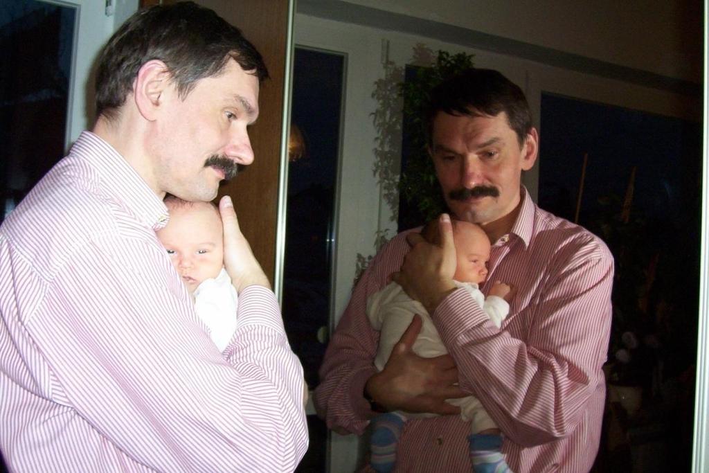 Pozytywna postawa wobec dziecka w wieku prenatalnym kształtuje się w procesie wychowawczym, ukierunkowanym na formowanie człowieka
