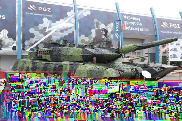 Z kolei poznańskie Wojskowe Zakłady Motoryzacyjne, również należące do PGZ przygotowały ofertę modernizacji czołgu Leopard 2A5 polegającą na wyposażeniu go w multispektralny kamuﬂaż mobilny grupy