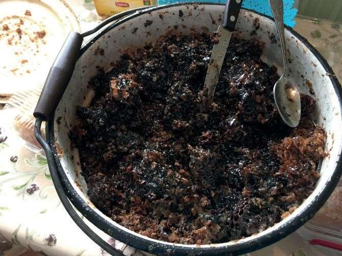 prowadzi bartnicze rozmowy Degustacja produktów pochodzących od pszczół
