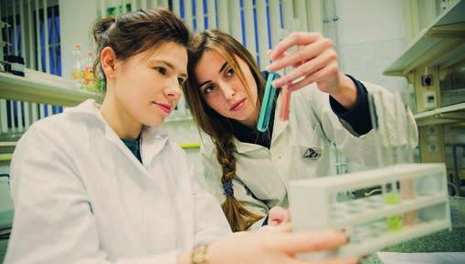 Dla kandydatów na studia stacjonarne i niestacjonarne w roku akademickim 2019/2020 Oferujemy również możliwość przygotowania rozprawy doktorskiej pod opieką naszych pracowników naukowych.