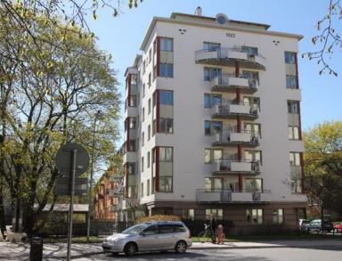 Podstawowe informacje Szwecja Typ Cohousing dla osób 40+ Forma prawna/ własności Mieszkania komunalne (własność AB Familijebosträder), zarządzane przez lokatorów Cele projektu: Wdrożenie w życie