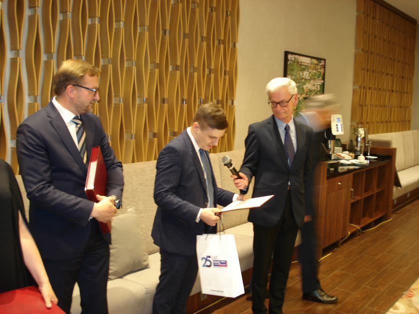 Przewodniczący kapituły konkursu prof.dr hab.