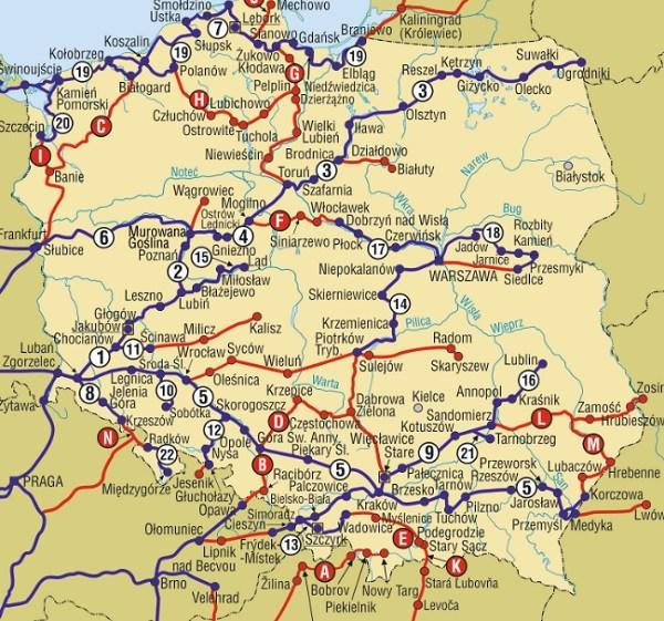 Istniejący od ponad 1000 lat szlak, przetrwał do dnia dzisiejszego i przebiega przez niemal całą Europę, kończąc się w katedrze w Santiago.