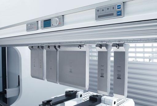 Korzyści produktywność 13 Lekkie narzędzia konstrukcyjne: waga mniejsza o 30 % Tool Indicator dokładne pozycjonowanie Mechanizm bezpieczeństwa Safety-Click umożliwia szybką i bezpieczną wymianę