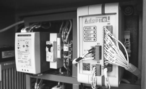 PRODUKTY USŁUGI TECHNICZNE OPROGRAMOWANIE SmartPTT wersja SmartPTT sprzedawana bezpośrednio przez Elcomplus dla systemów
