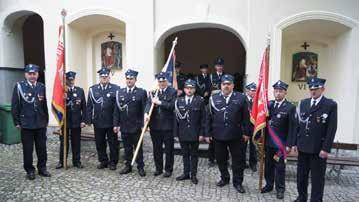 Tradycyjnie oddzielnie z pocztem sztandarowym uczestniczyła w pielgrzymce delegacja z OSP Radawie.