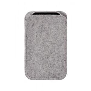 ok. 50 mm x 50 mm; - z tyłu etui wypalane laserowo (lub w uzgodnieniu z Zamawiającym nadruk termotransferowy w jednym kolorze) 3 logotypy oraz informacja o