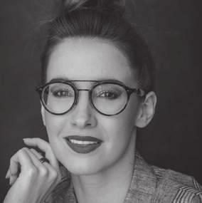 KATARZYNA DOROSIŃSKA aktorka Absolwentka Państwowej Wyższej Szkoły Teatralnej w Krakowie ze specjalnością aktorstwo dramatyczne.