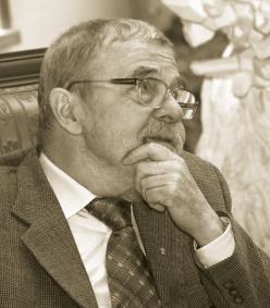 Profesor-Senior