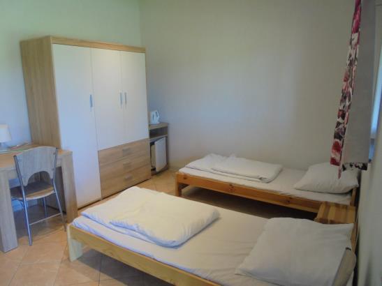 Siedem obiektów prowadzi dezynfekcję kołder, koców, poduszek i materacy. W 1 obiekcie wydano zalecenia pokontrolne w tym zakresie.