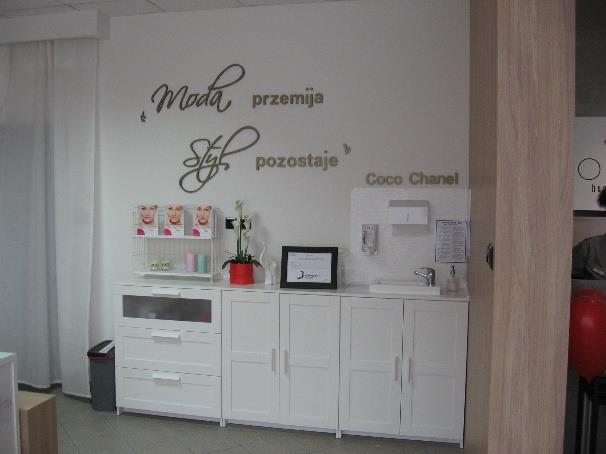 Typ obiektów Liczba obiektów Liczba obiektów % skontrolowanych w ewidencji skontrolowanych obiektów solarium 3 2 66,7 siłownia 1 0 0 fitness club 2 1 50 gabinet masażu 2 0 0 RAZEM 8 3 37,5 W