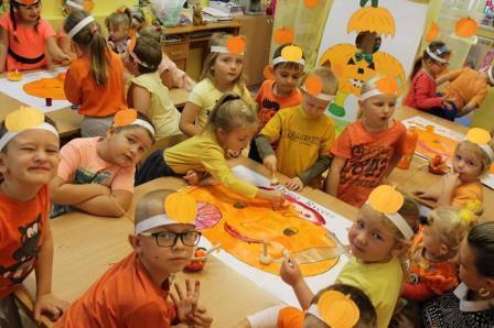 Edukacją objęto również rodziców, którym wiedza przekazywana była na spotkaniach okazjonalnych oraz poprzez otrzymane broszury.