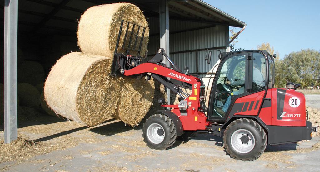 SCHÄFFER 4670 Z WIĘCEJ KOMFORTU DZIĘKI ELEKTRONICZNEMU STEROWANIU NAPĘDEM Nowy silnik Kubota oferuje najwyższy moment napędowy w klasie ładowarek o mocy powyżej 50 KM.