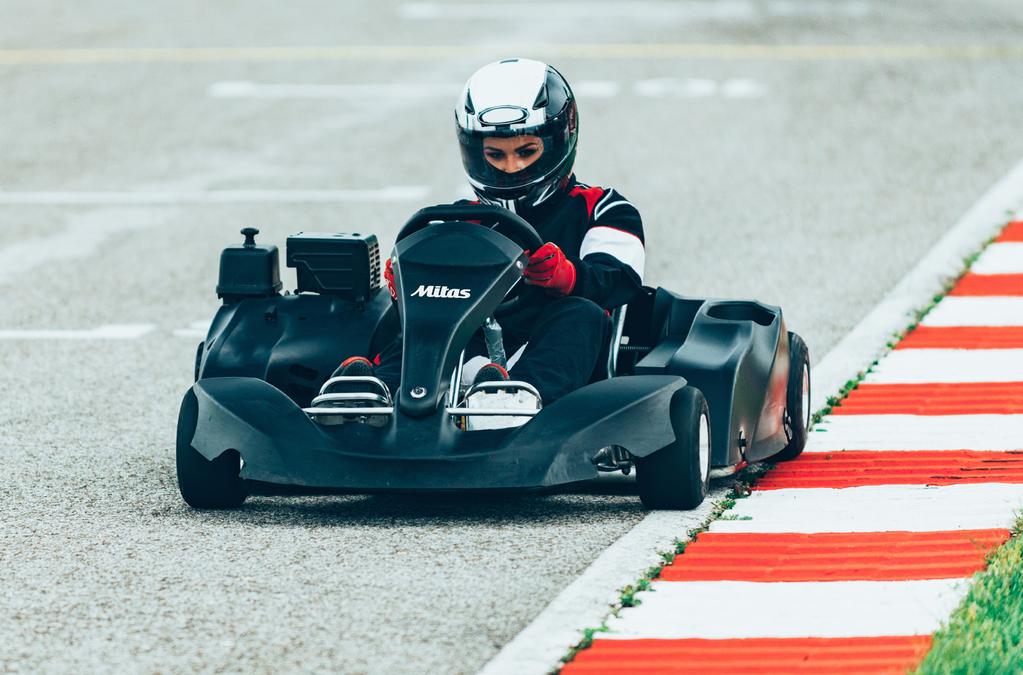 OPONY DO GOKARTÓW Opony do gokartów SLICK 585383 10x4.50-5 SRX RENTAL EX. HARD 574372 10X3.60-5 SRH RENTAL HARD 573409 10x4.50-5 SRH RENTAL HARD 573428 11x5.00-5 SRH RENTAL HARD 573467 11x6.