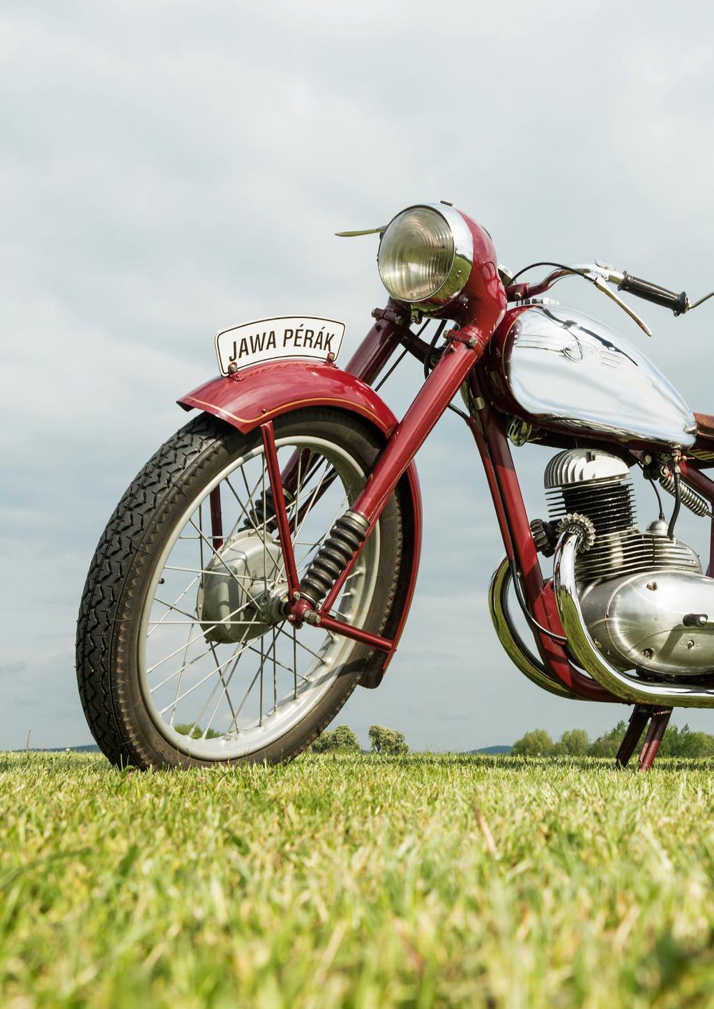 Opony motocyklowe klasyczne MC 9 573873 90/90-16 48P Klasyczne opony motocyklowe o dobrej przyczepności na suchej i