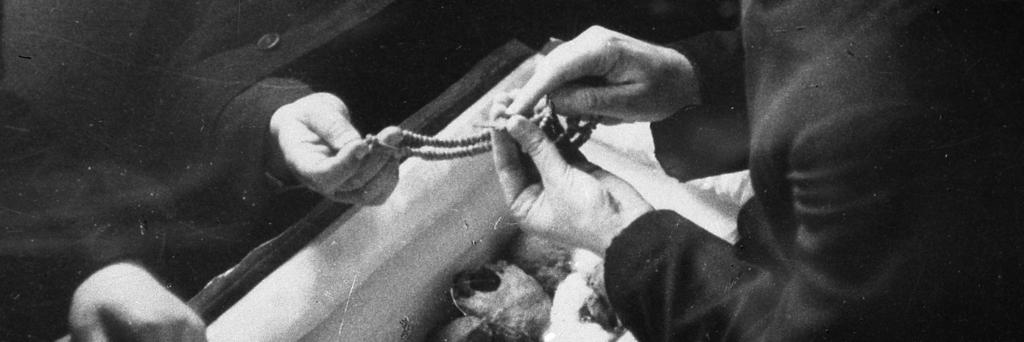 1948.03.25 Łucja wstępuje do Karmelu św. Teresy w Coimbrze. Łucja wstąpiła do Karmelu św. Teresy w Coimbrze. 13 maja 1948 r.