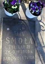 159 Nagrobek 19 Nagrobek Tomasza Jana Smoły, zwanego Janem. Foto Henryk Kulik. - Kazimiera, 1930-1939. Urodziła się 27 listopada 1930 roku w Grabowiec-Góra.